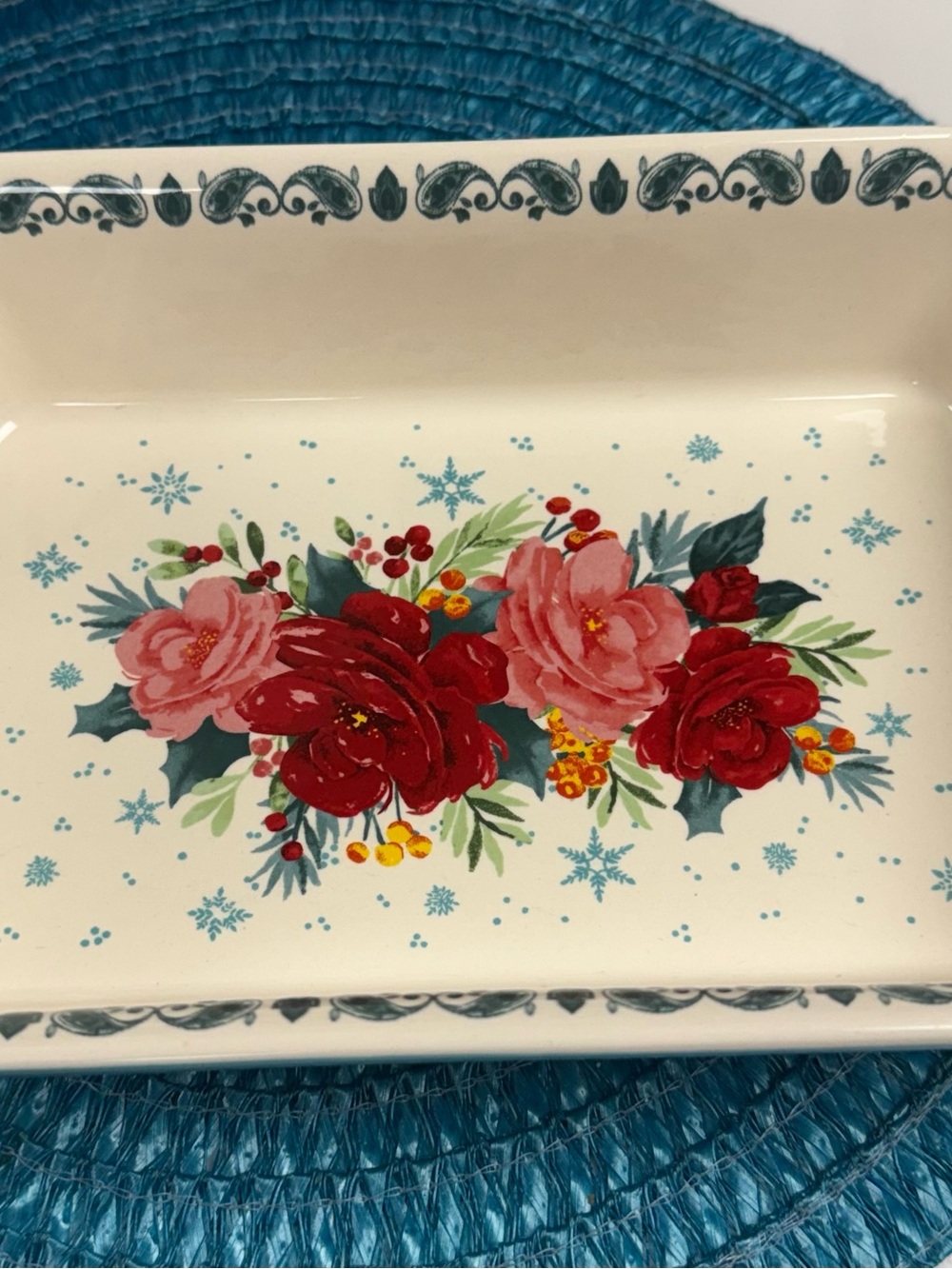 Pioneer Woman Cheerful Rose Casserole Baking Dish  in Red, Pink, Green, Blue